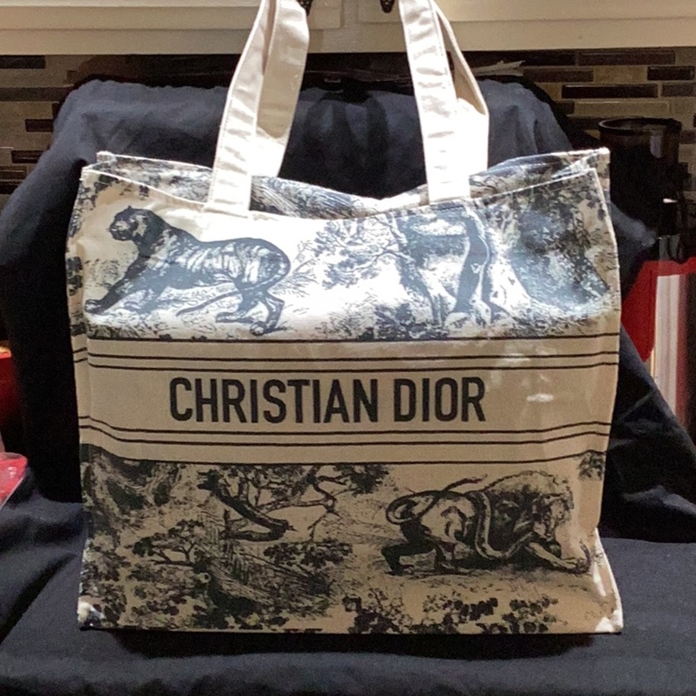 NWOT Dior White and Blue Tote Bag with Elegant Design